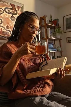 THEKEY-101__F7A9119_240x360