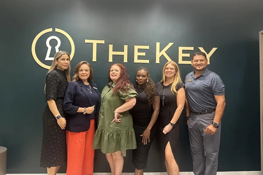Thekey-houston-home-care-900x600-2