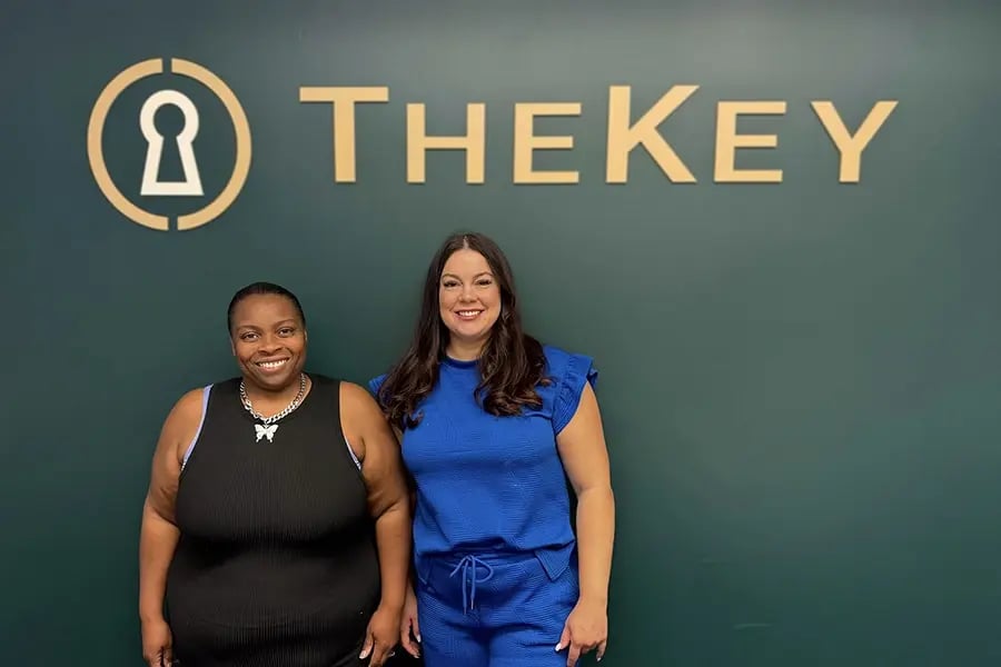 Thekey-stLouis-home-care-900x600